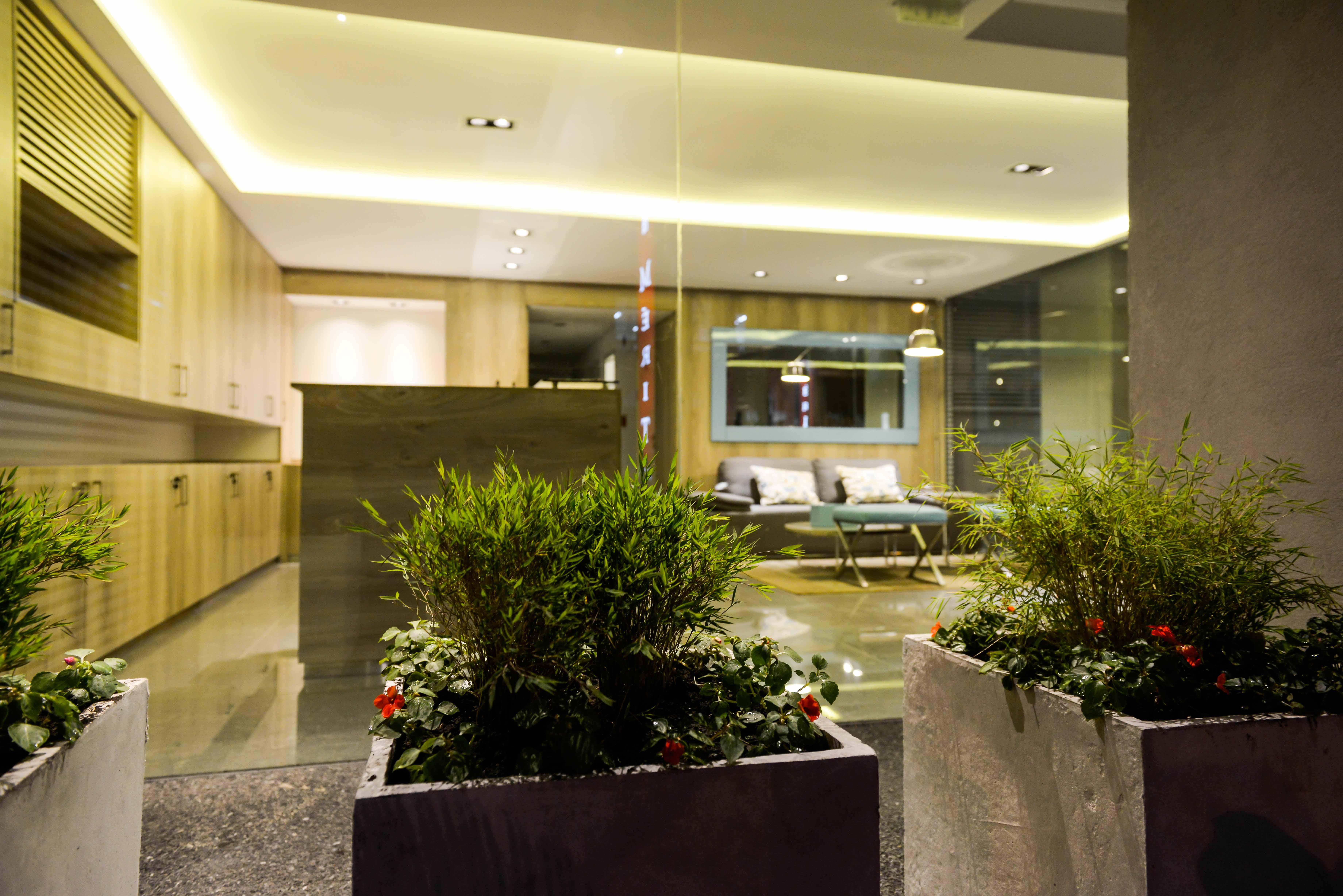 Merit Montevideo Apart & Suites Exterior photo